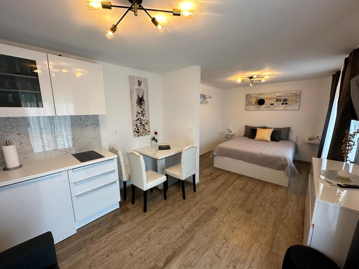Apartmaji Melipu 1 伊佐拉 外观 照片
