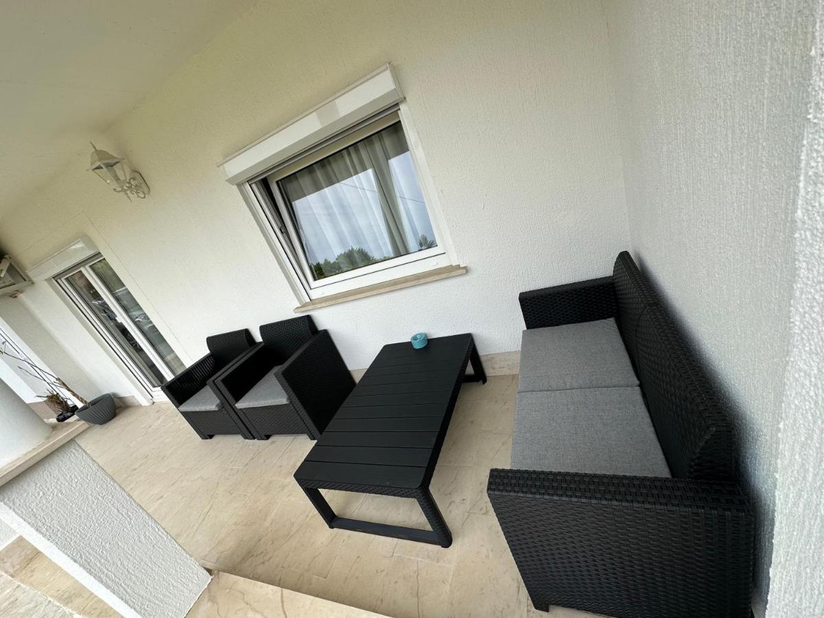 Apartmaji Melipu 1 伊佐拉 外观 照片